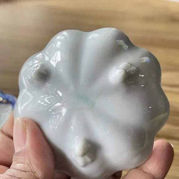 Lot Of 2 Vintage Japan Sm. Porcelain Hand Painted Ornate Footed Bowls - Picture 16 of 16